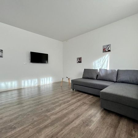 Modern Apartment - Centro Padova Bagian luar foto