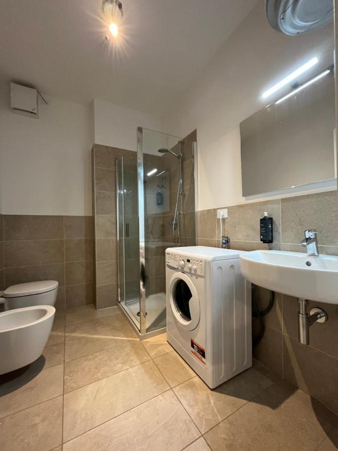 Modern Apartment - Centro Padova Bagian luar foto