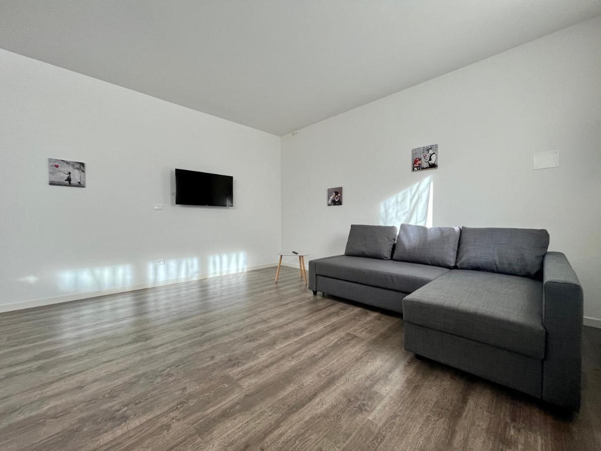Modern Apartment - Centro Padova Bagian luar foto
